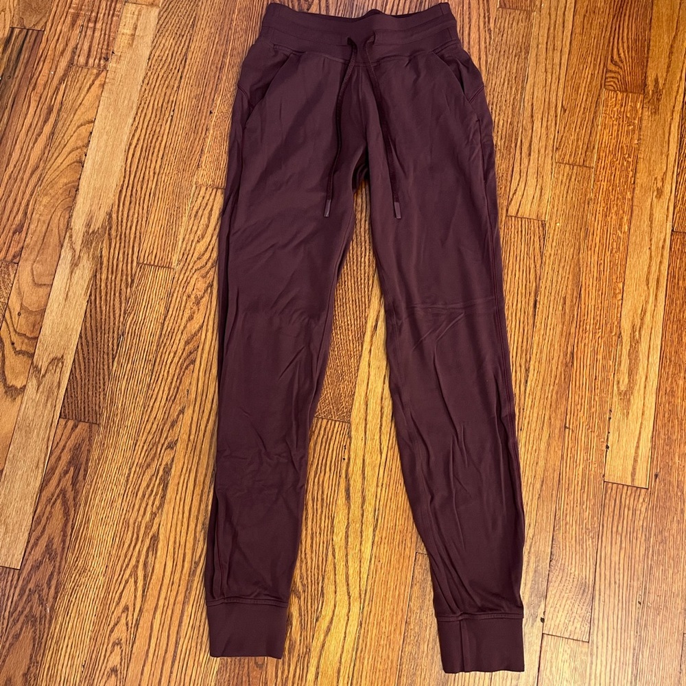Lululemon Ready to Rulu High-Rise Jogger, Maroon, Size 2